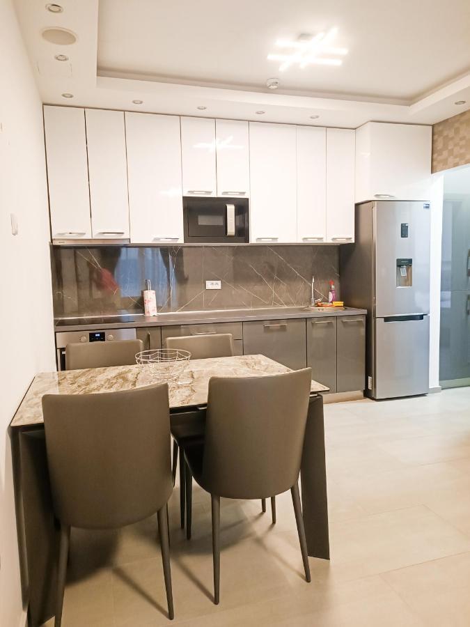Eden Apartments Тиват Экстерьер фото