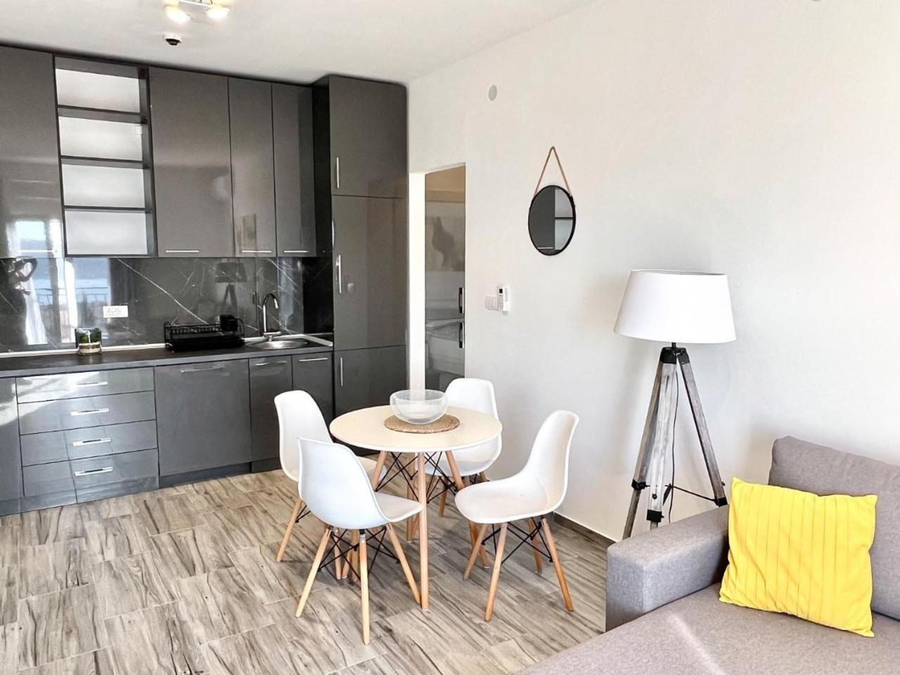Eden Apartments Тиват Номер фото